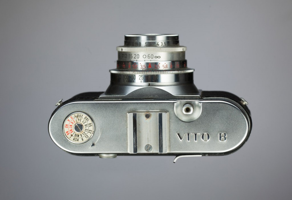 Старая плёночная дальномерная камера -  Voigtländer Vito B