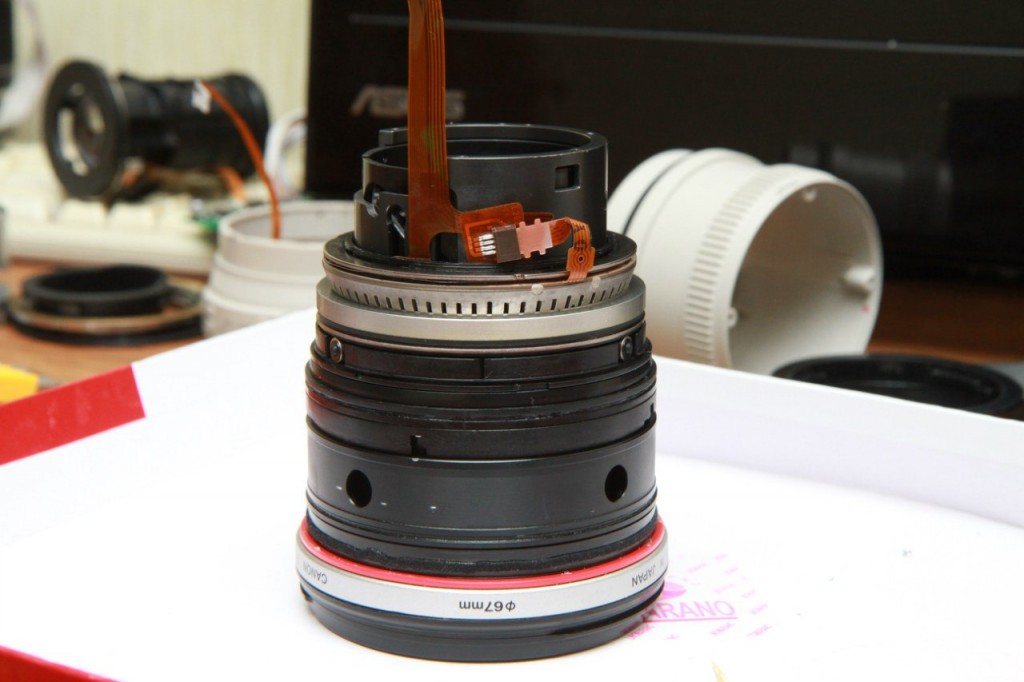 Сборка объектива Canon EF 70-200mm f/4L USM