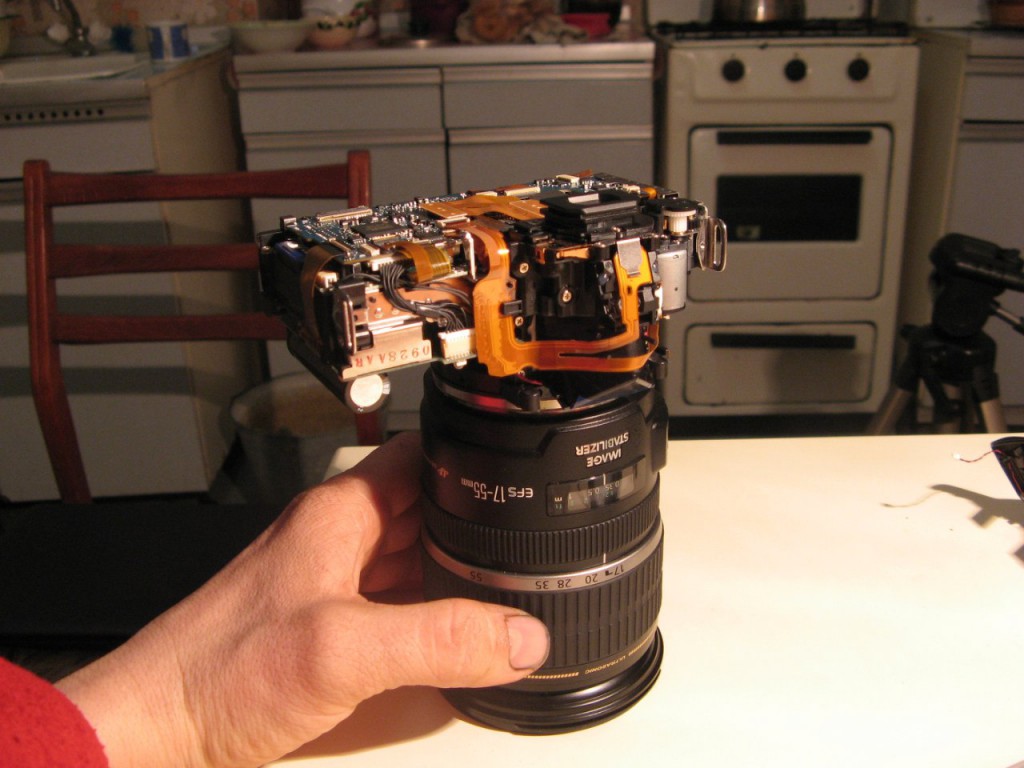 Что внутри у фотокамер Canon? Ремонт затвора на Canon 550D. 