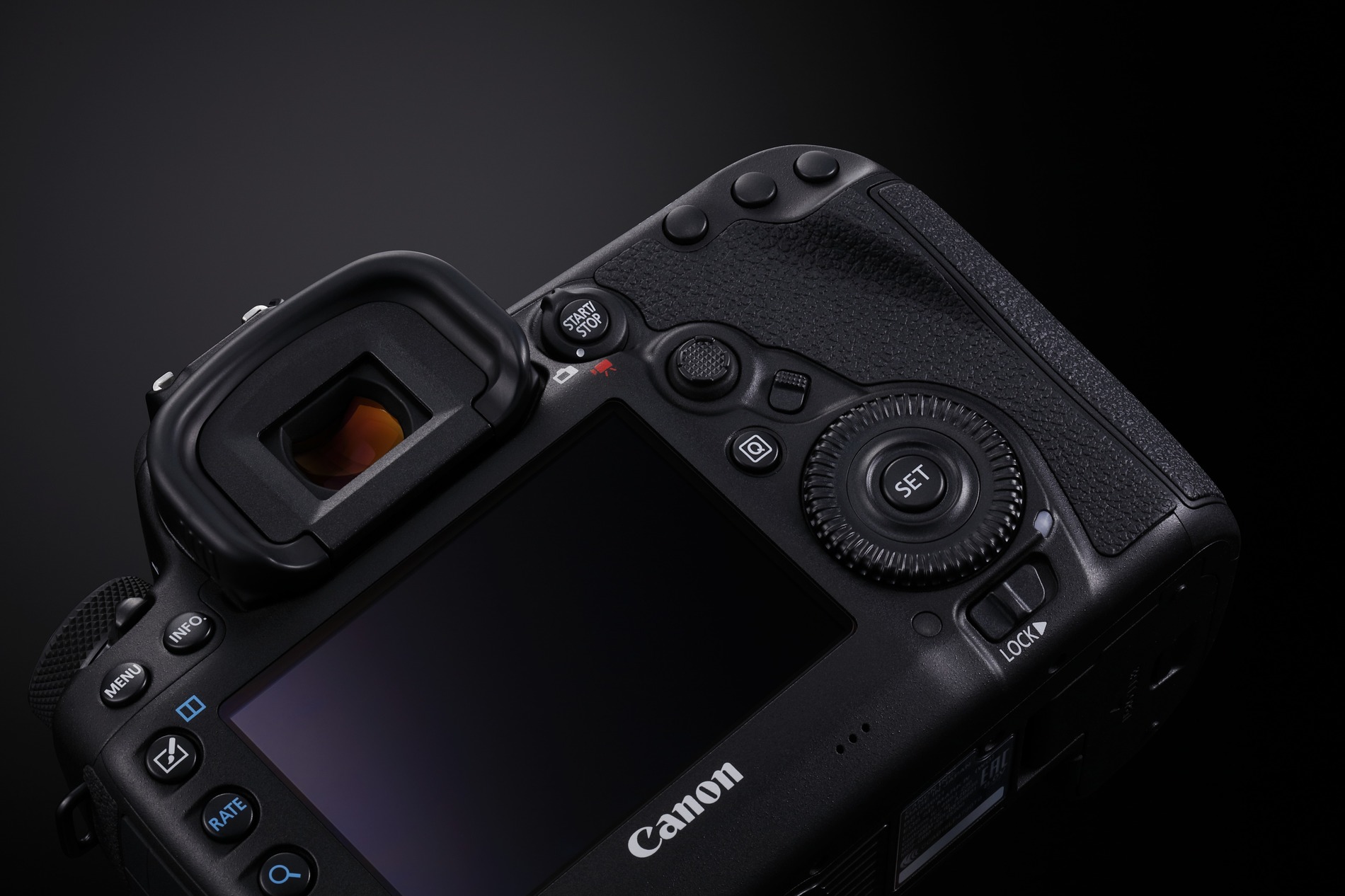 Обзор фотокамеры Canon 5D mark IV